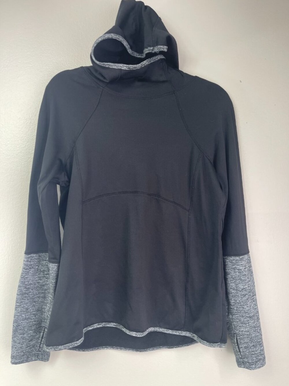 Avia Womens Medium Active Hoodie Black Gray Pullover Long Sleeve Stretch M 8-10